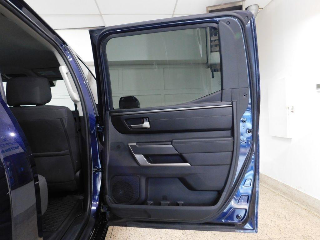 Toyota Tundra SR5 CrewMax 4WD Long Bed 2023