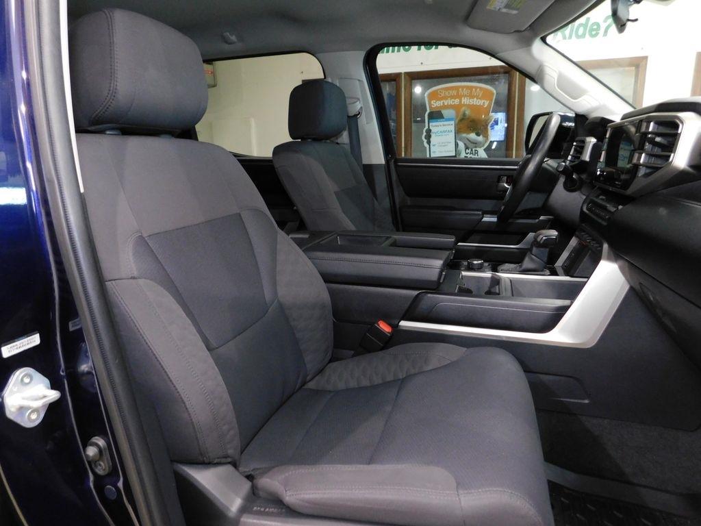 Toyota Tundra SR5 CrewMax 4WD Long Bed 2023