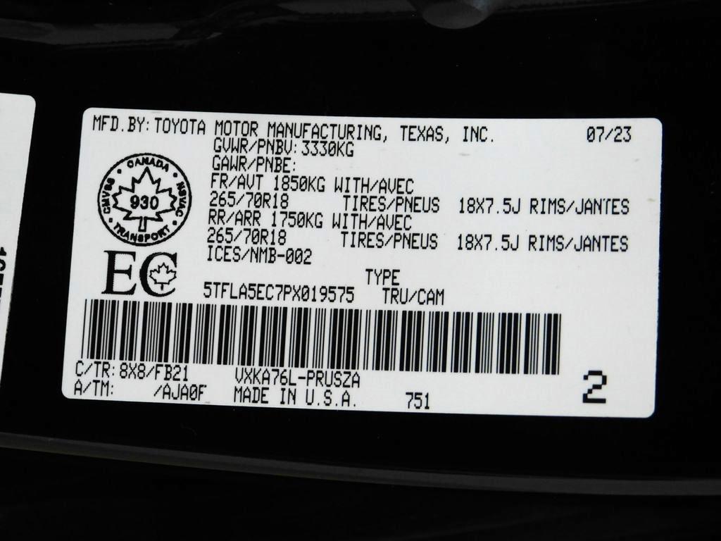 Toyota Tundra SR5 CrewMax 4WD Long Bed 2023