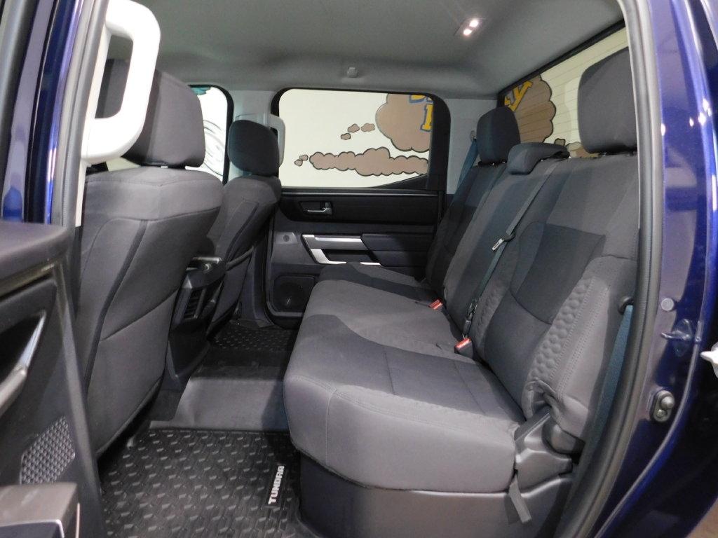 Toyota Tundra SR5 CrewMax 4WD 2023