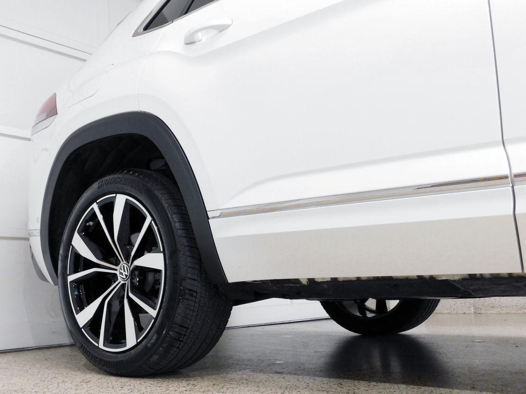Volkswagen Atlas Cross Sport SEL Premium R-Line 4MOTION 2025