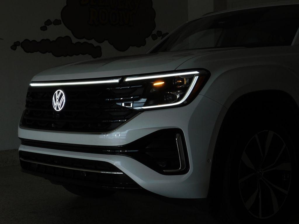Volkswagen Atlas Cross Sport SEL Premium R-Line 4MOTION 2025