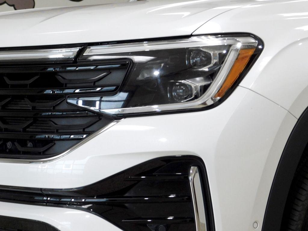 Volkswagen Atlas Cross Sport SEL Premium R-Line 4MOTION 2025