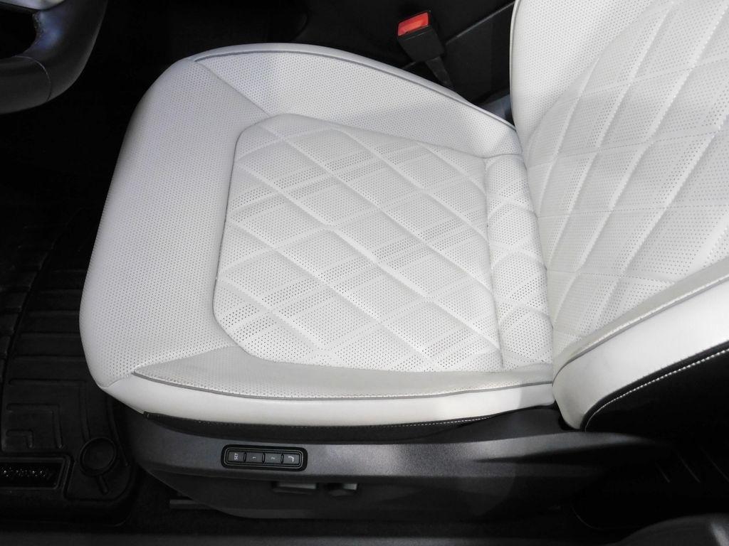 Volkswagen Atlas Cross Sport SEL Premium R-Line 4MOTION 2025