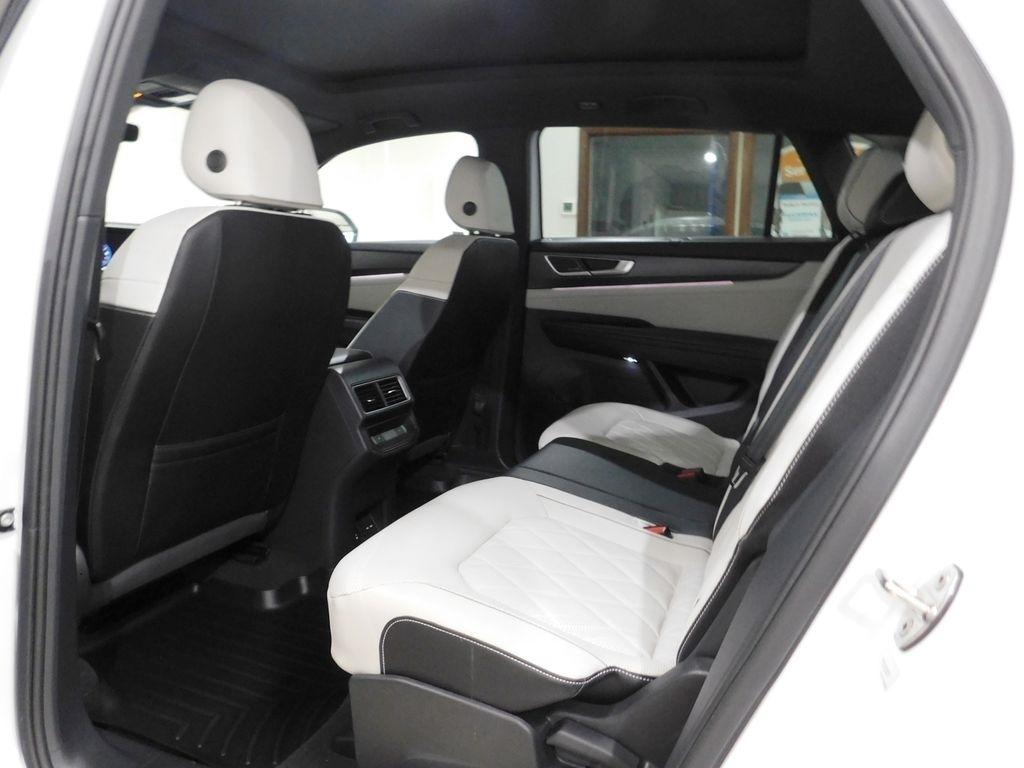 Volkswagen Atlas Cross Sport SEL Premium R-Line 4MOTION 2025