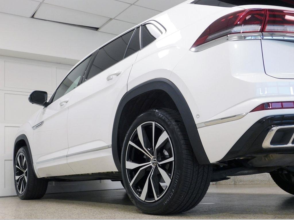 Volkswagen Atlas Cross Sport SEL Premium R-Line 4MOTION 2025