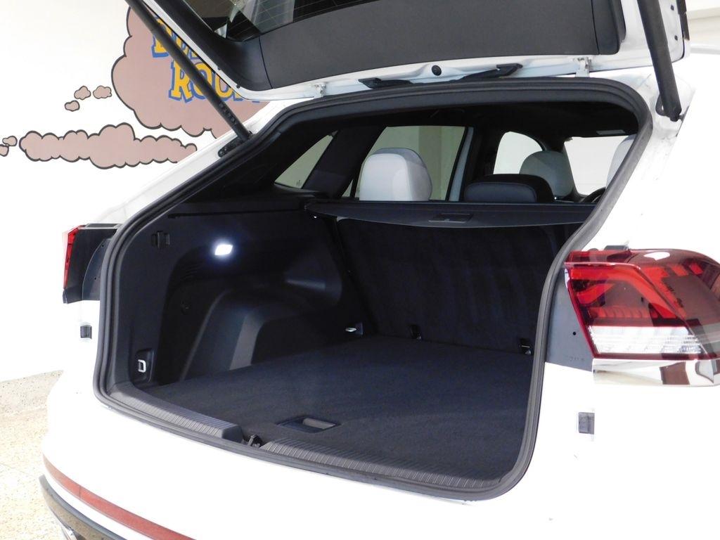Volkswagen Atlas Cross Sport SEL Premium R-Line 4MOTION 2025