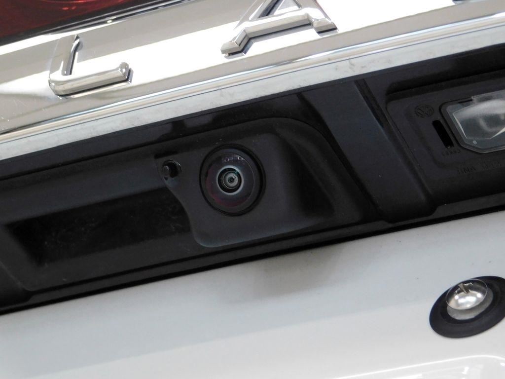 Volkswagen Atlas Cross Sport SEL Premium R-Line 4MOTION 2025