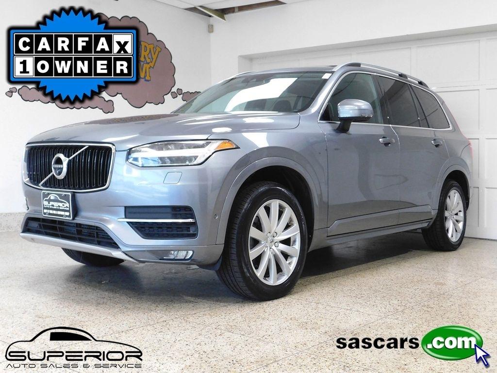 2017 Volvo XC90 T6 Momentum AWD