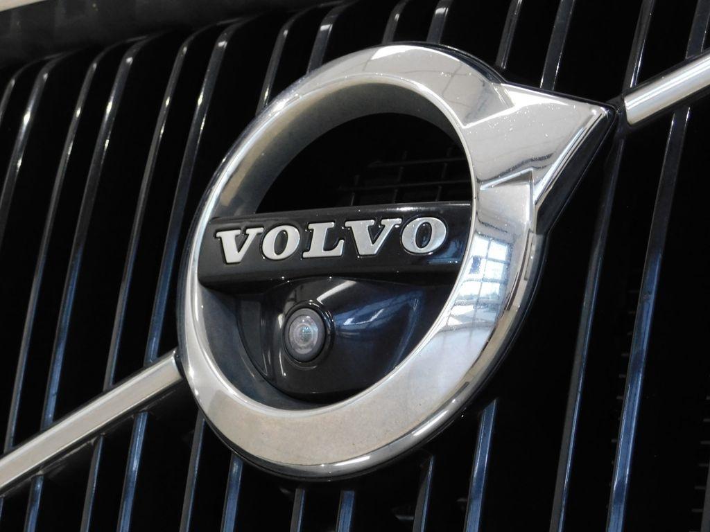 Volvo XC90 T6 Momentum AWD 2017