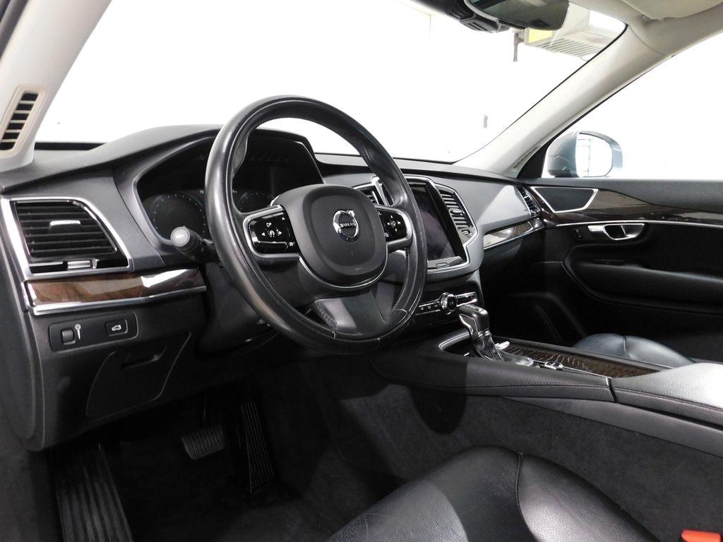 Volvo XC90 T6 Momentum AWD 2017