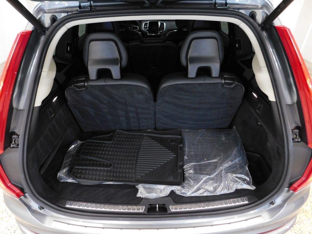 Volvo XC90 T6 Momentum AWD 2017