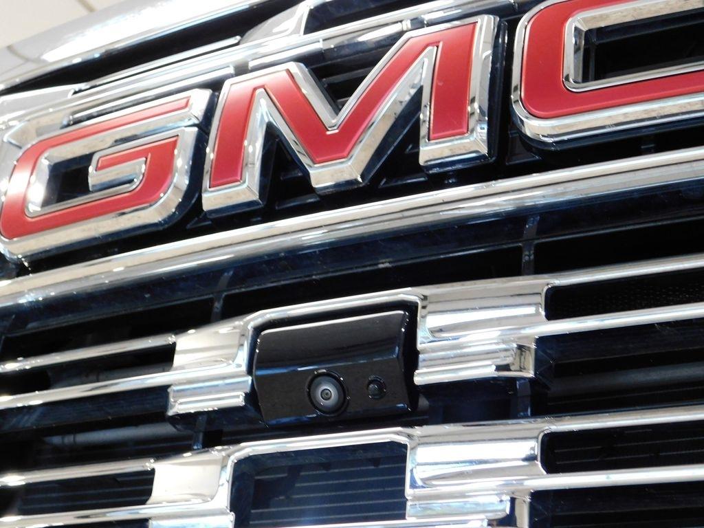 GMC Sierra 3500HD Denali Crew Cab 4WD 2025