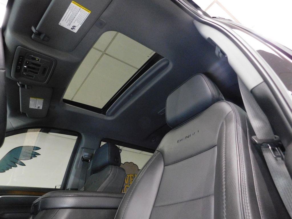 GMC Sierra 3500HD Denali Crew Cab 4WD 2025