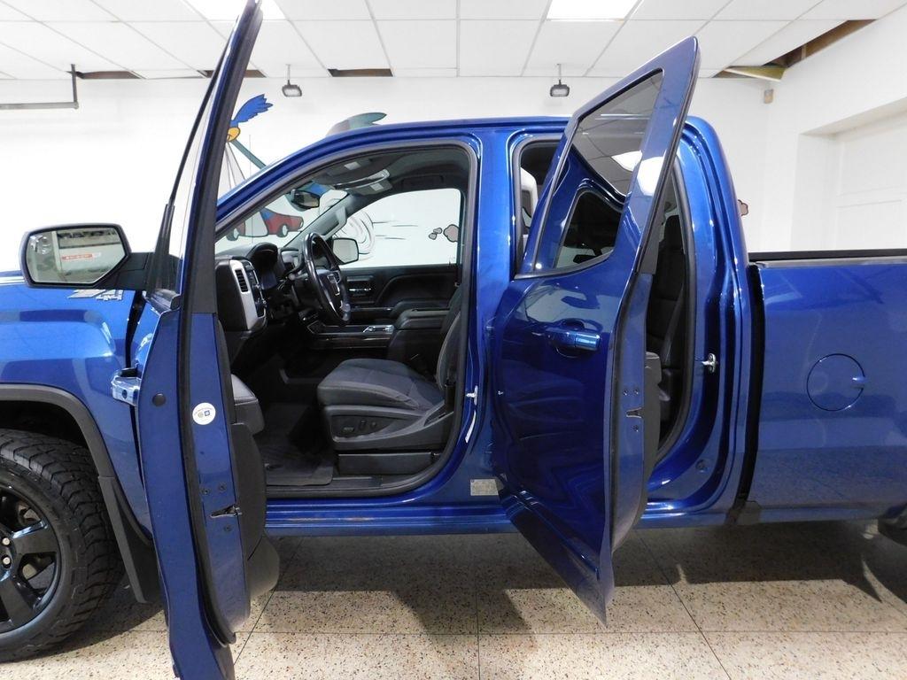 GMC Sierra 1500 SLE Double Cab 4WD 2017