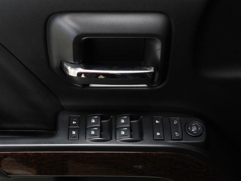 GMC Sierra 1500 SLE Double Cab 4WD 2017