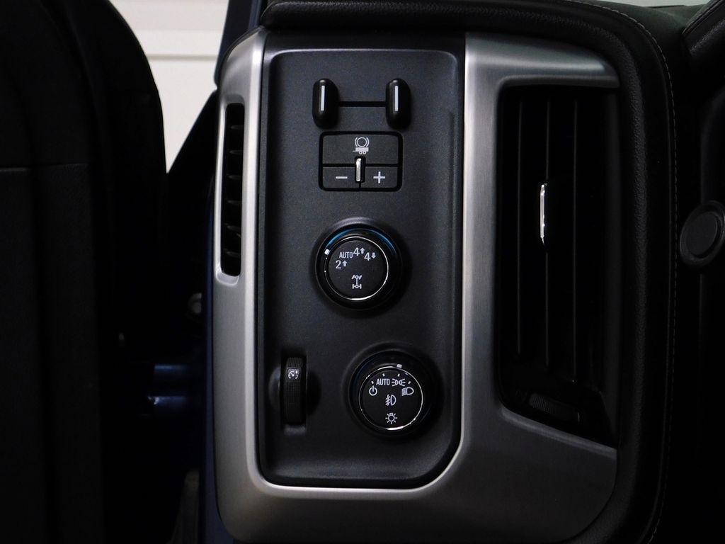 GMC Sierra 1500 SLE Double Cab 4WD 2017