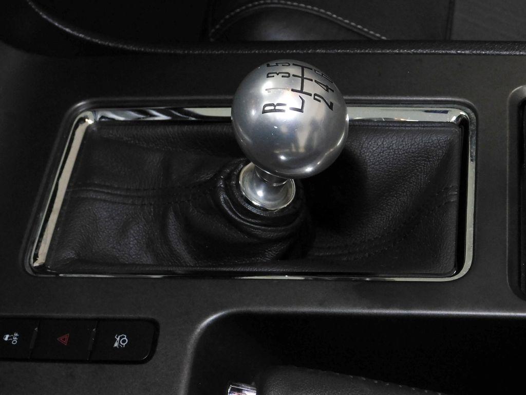 Ford Mustang GT convertible 2013