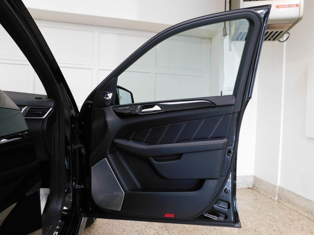 Mercedes-Benz M-Class ML63 AMG 2014