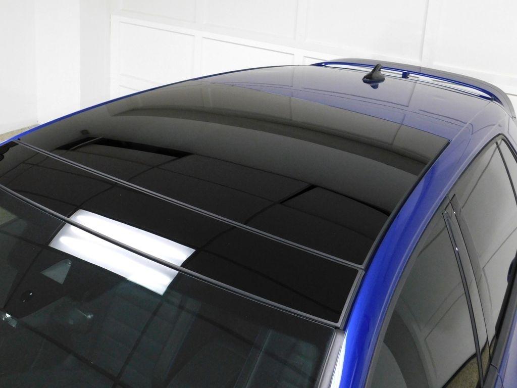 Volkswagen Golf R  2024