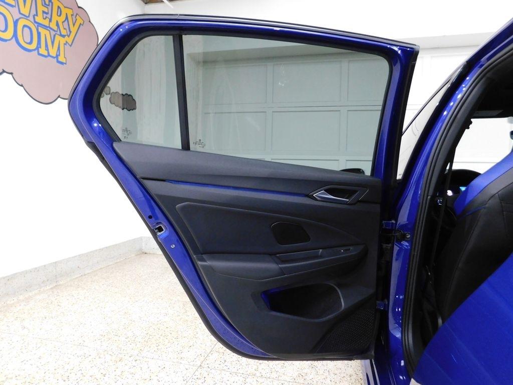 Volkswagen Golf R  2024