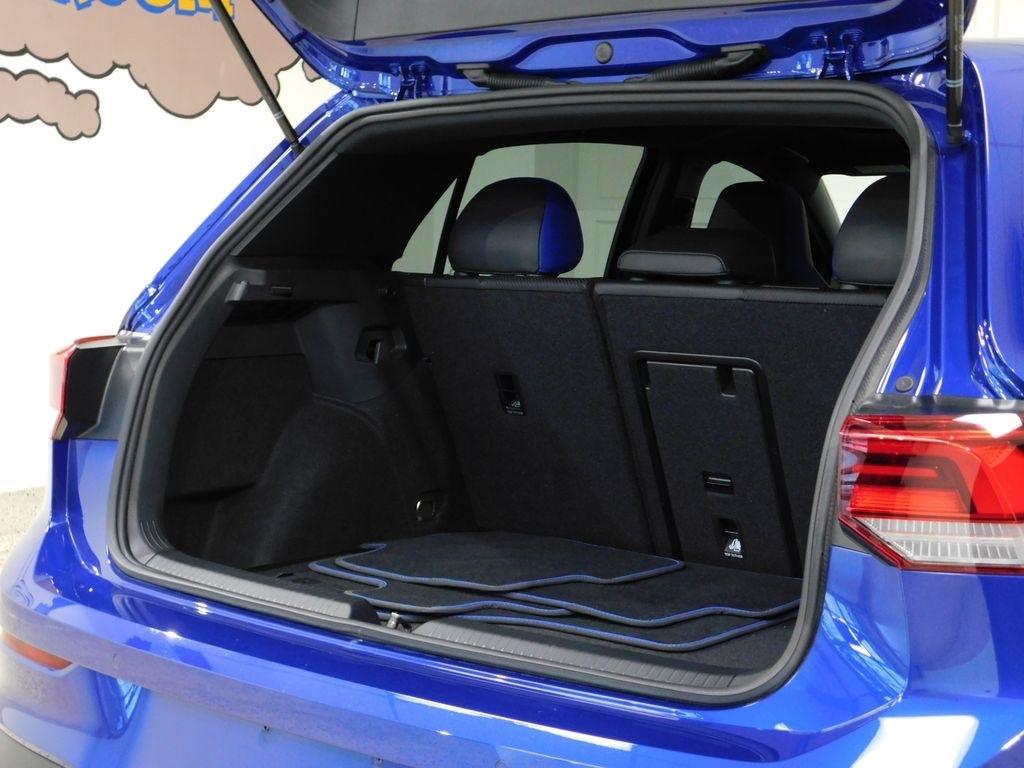 Volkswagen Golf R  2024