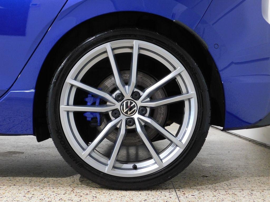 Volkswagen Golf R  2024