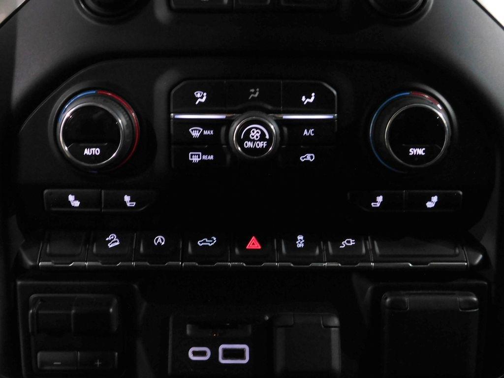Chevrolet Silverado 1500 LT Double Cab 4WD 2019