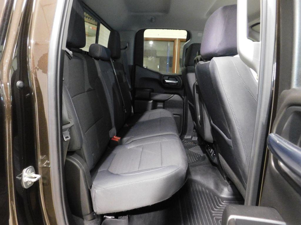 Chevrolet Silverado 1500 LT Double Cab 4WD 2019