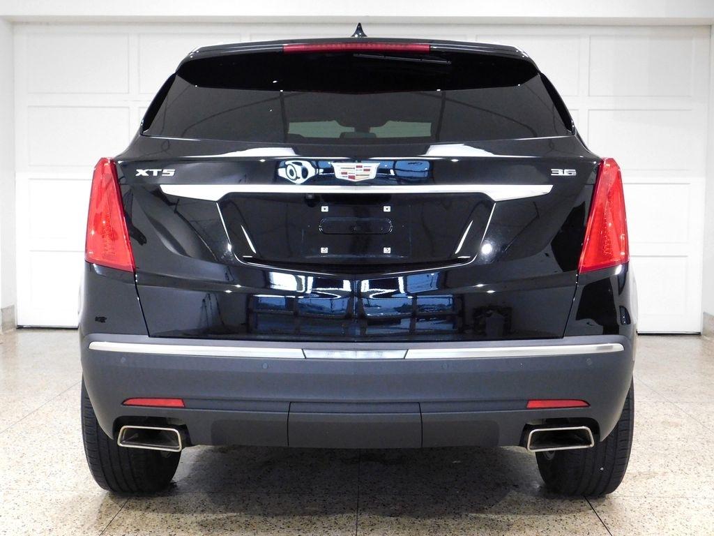 Cadillac XT5 Base 2017