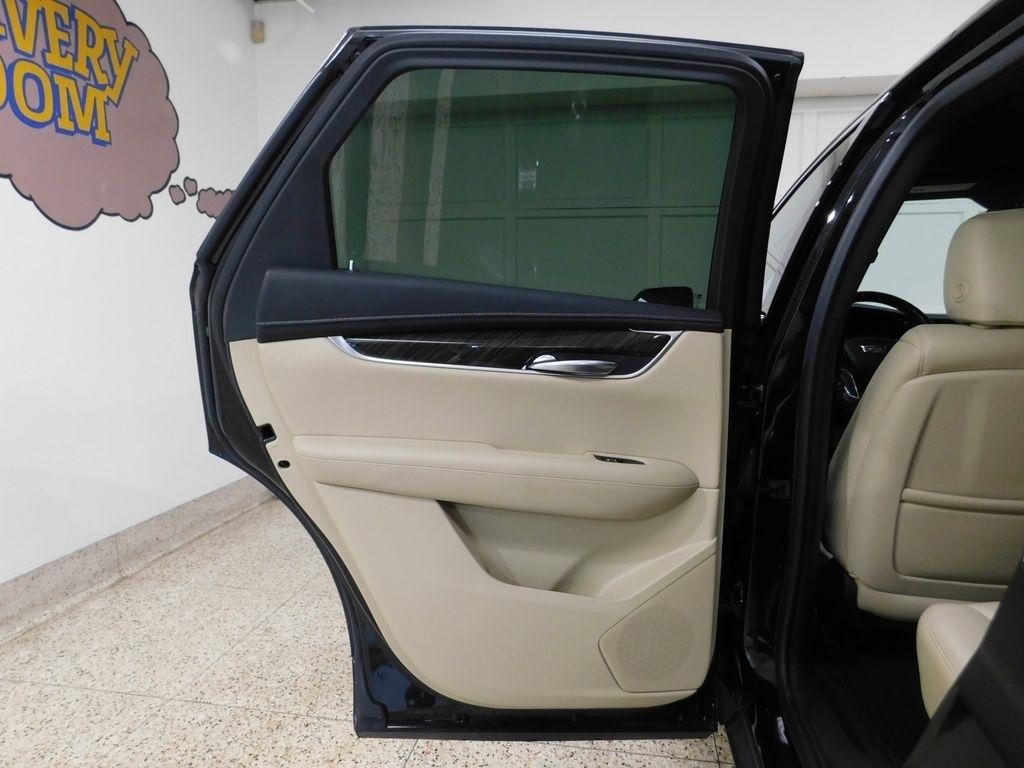 Cadillac XT5 Base 2017