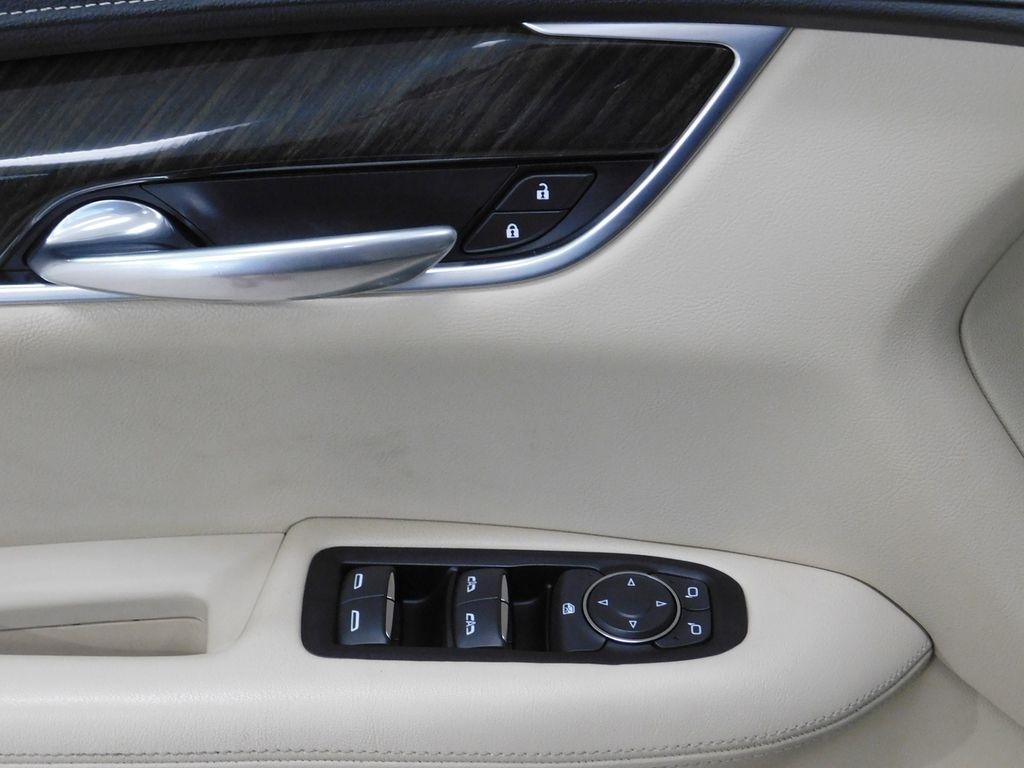 Cadillac XT5 Base 2017
