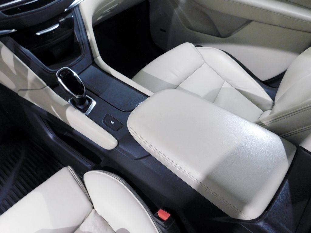 Cadillac XT5 Base 2017