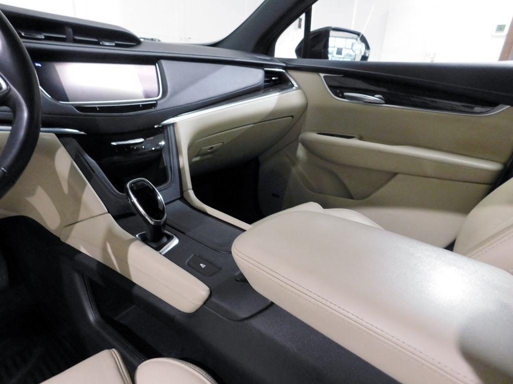 Cadillac XT5 Base 2017