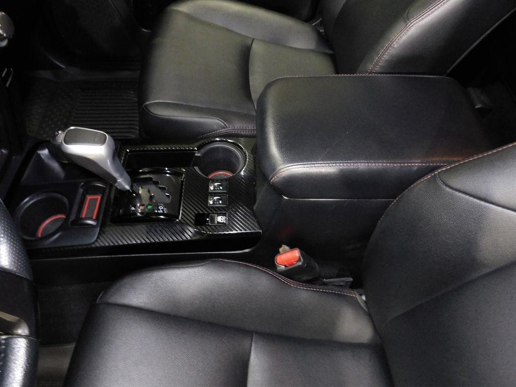 Toyota 4Runner TRD Off-road Premium 4WD 2023