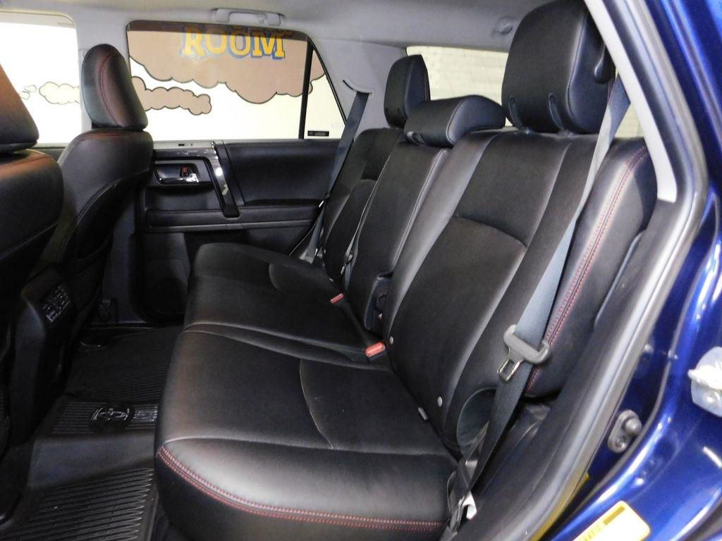 Toyota 4Runner TRD Off-road Premium 4WD 2023