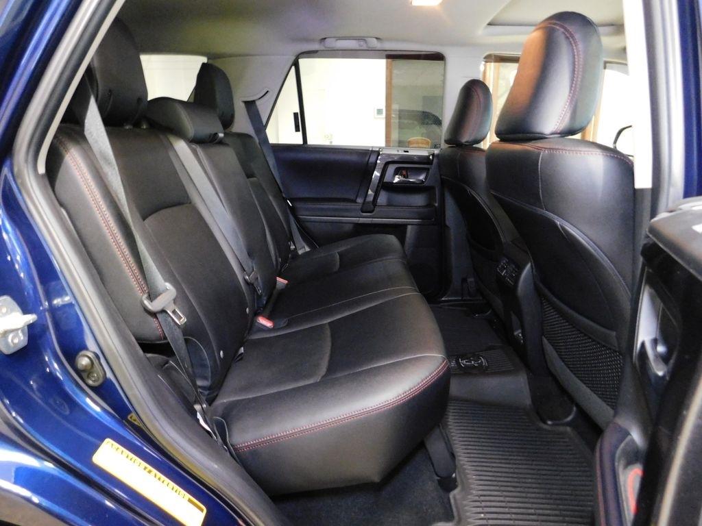 Toyota 4Runner TRD Off-road Premium 4WD 2023