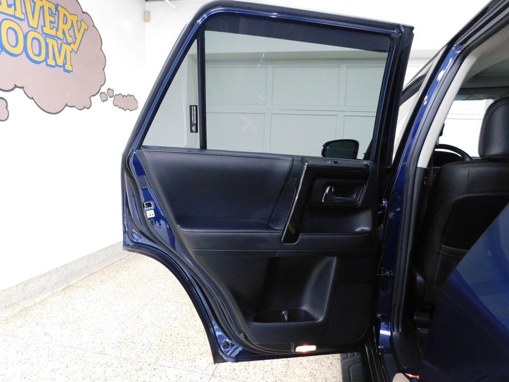 Toyota 4Runner TRD Off-road Premium 4WD 2023