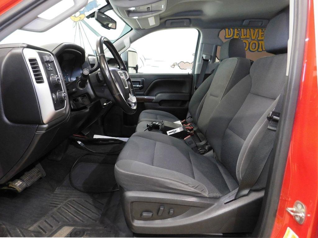 GMC Sierra 2500HD SLE Crew Cab 4WD 2018