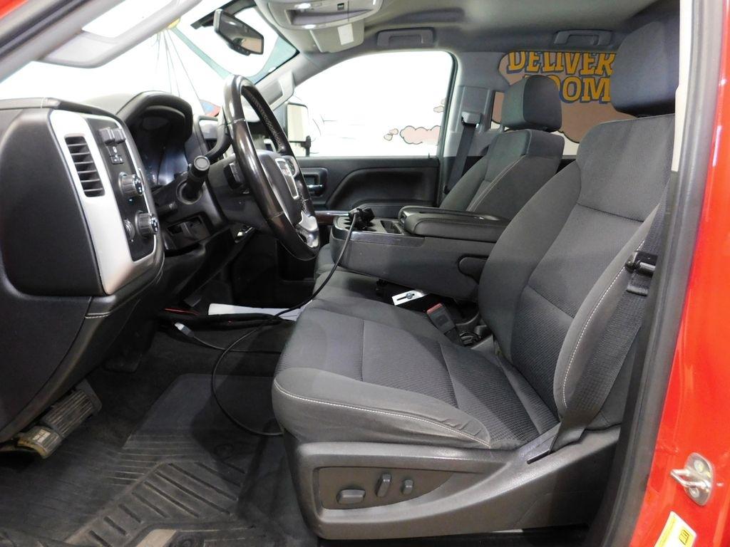 GMC Sierra 2500HD SLE Crew Cab 4WD 2018