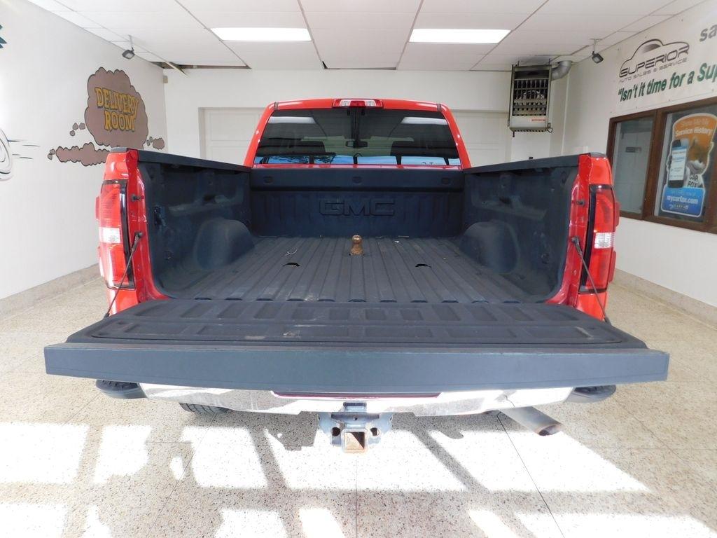 GMC Sierra 2500HD SLE Crew Cab 4WD 2018