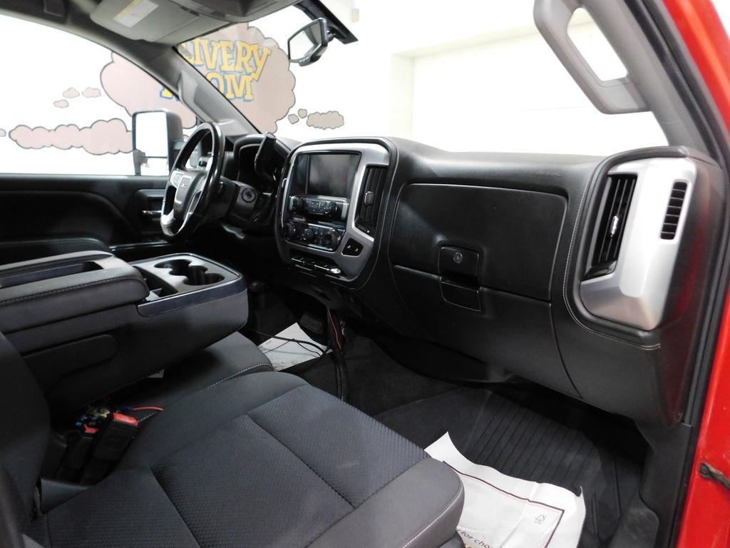 GMC Sierra 2500HD SLE Crew Cab 4WD 2018