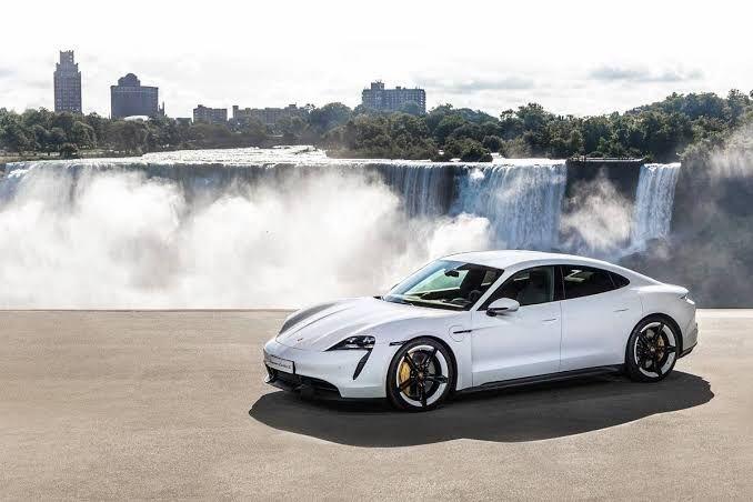 Porsche Taycan 4S 2021