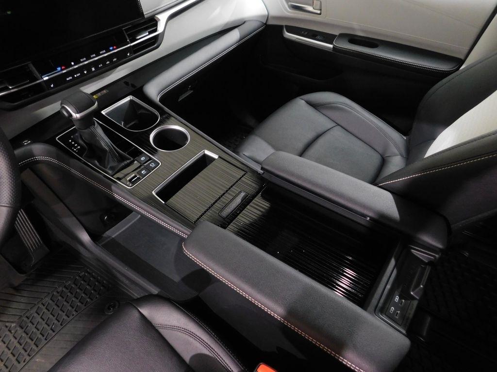 Toyota Sienna Unknown 2026