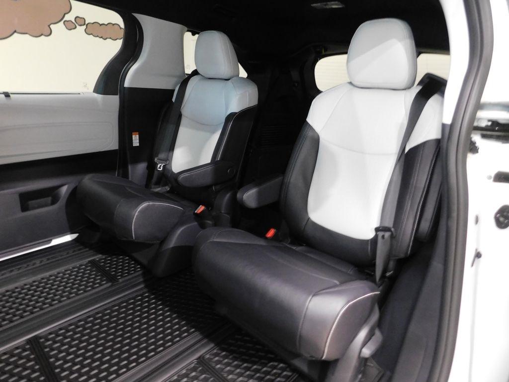 Toyota Sienna Unknown 2026