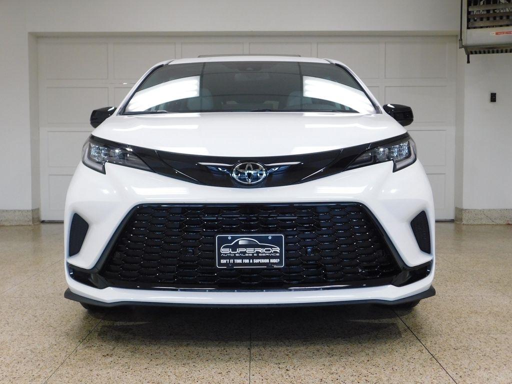 Toyota Sienna Unknown 2026
