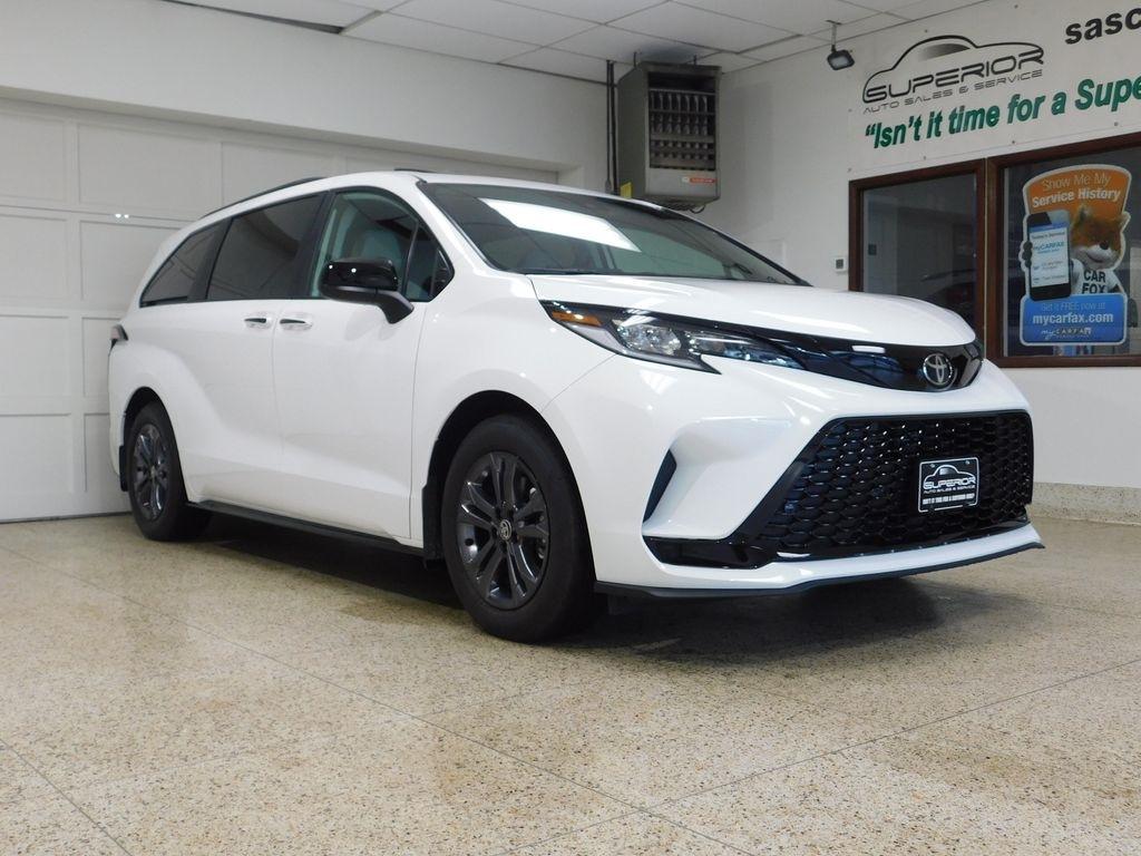 Toyota Sienna Unknown 2026