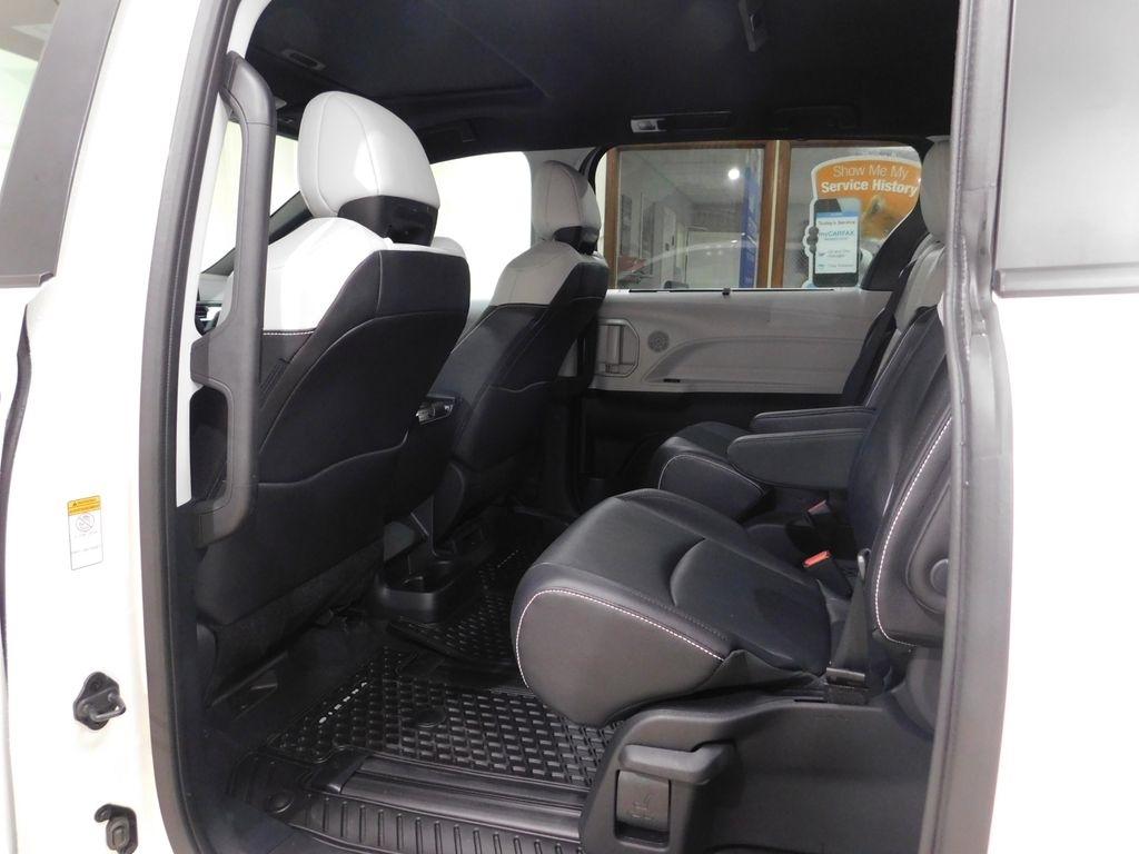 Toyota Sienna Unknown 2026