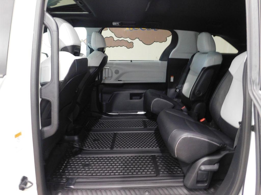 Toyota Sienna Unknown 2026