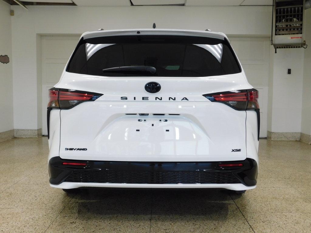 Toyota Sienna Unknown 2026